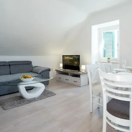 Apartman Boki Apartment